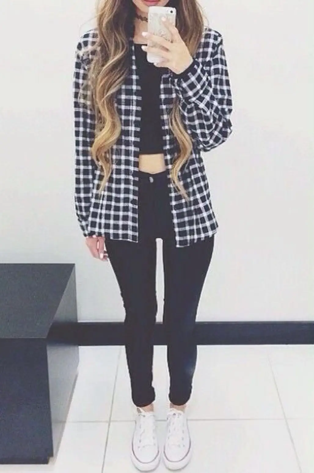 The Crop Top and Plaid Combo Will Never Go out of Style