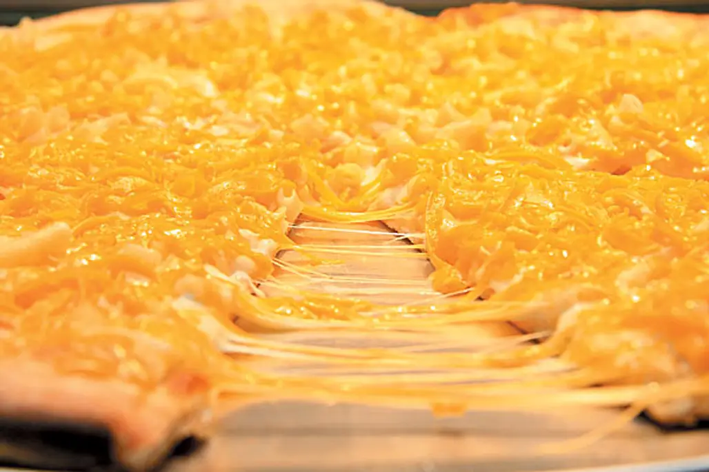 Macaroni and Cheese Pizza Recipe