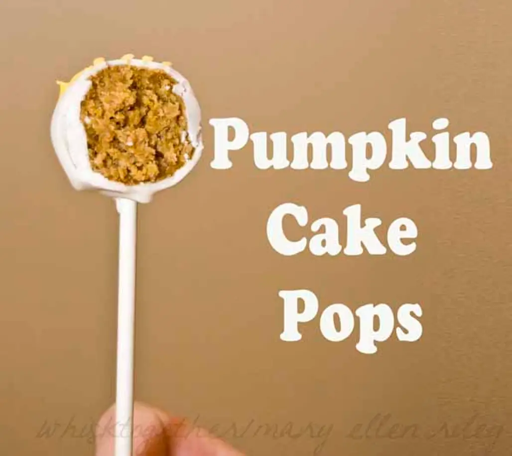 Pumpkin Cake Pops