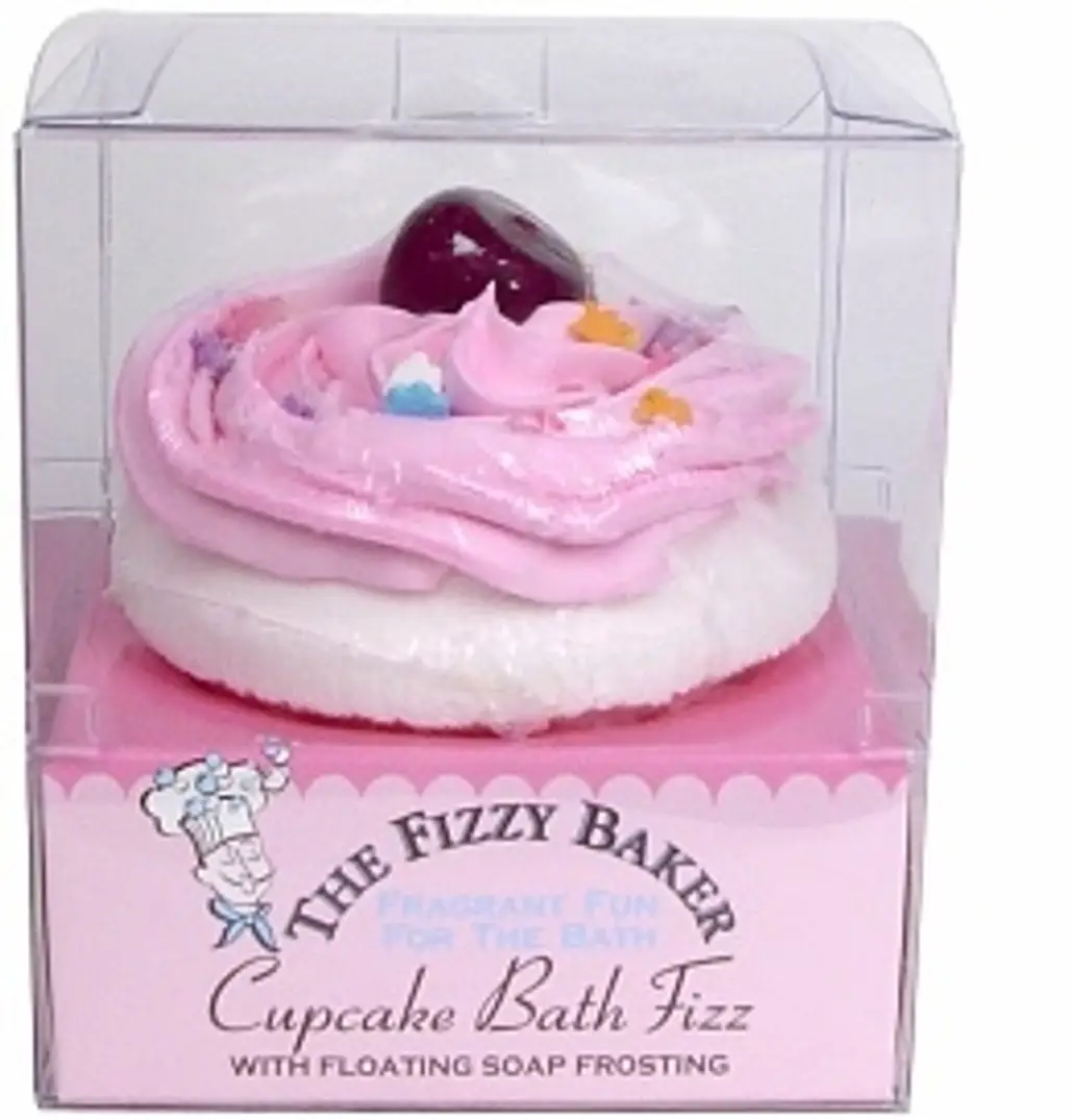 Smith & Vandiver the Fizzy Baker Cupcake Bath Fizz in Cherry Cheesecake