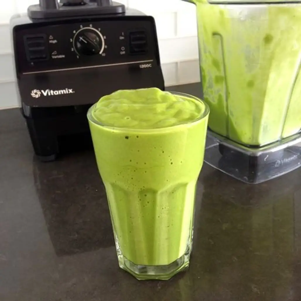 Copycat Whole Foods Tropical Green Smoothie