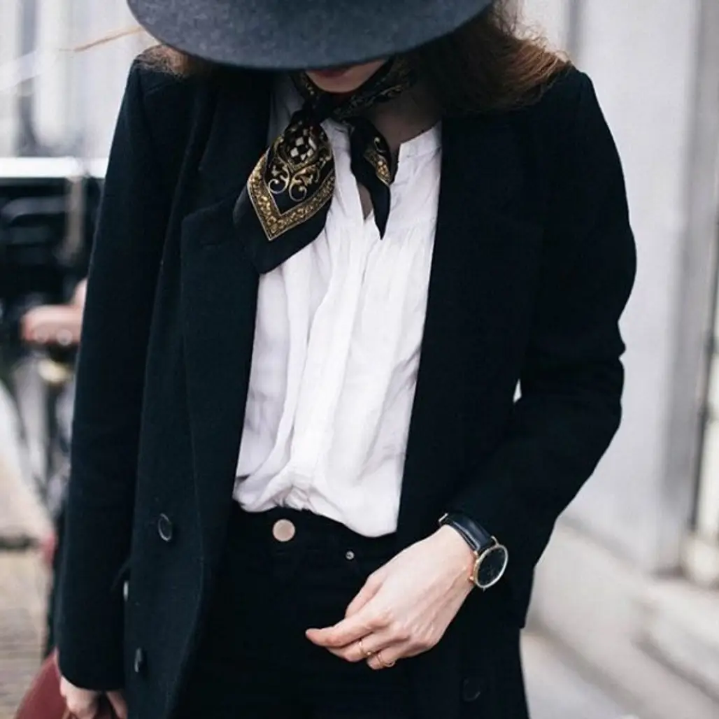clothing, black, jacket, outerwear, fashion accessory,
