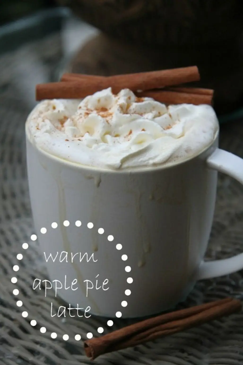 Warm Apple Pie Latte