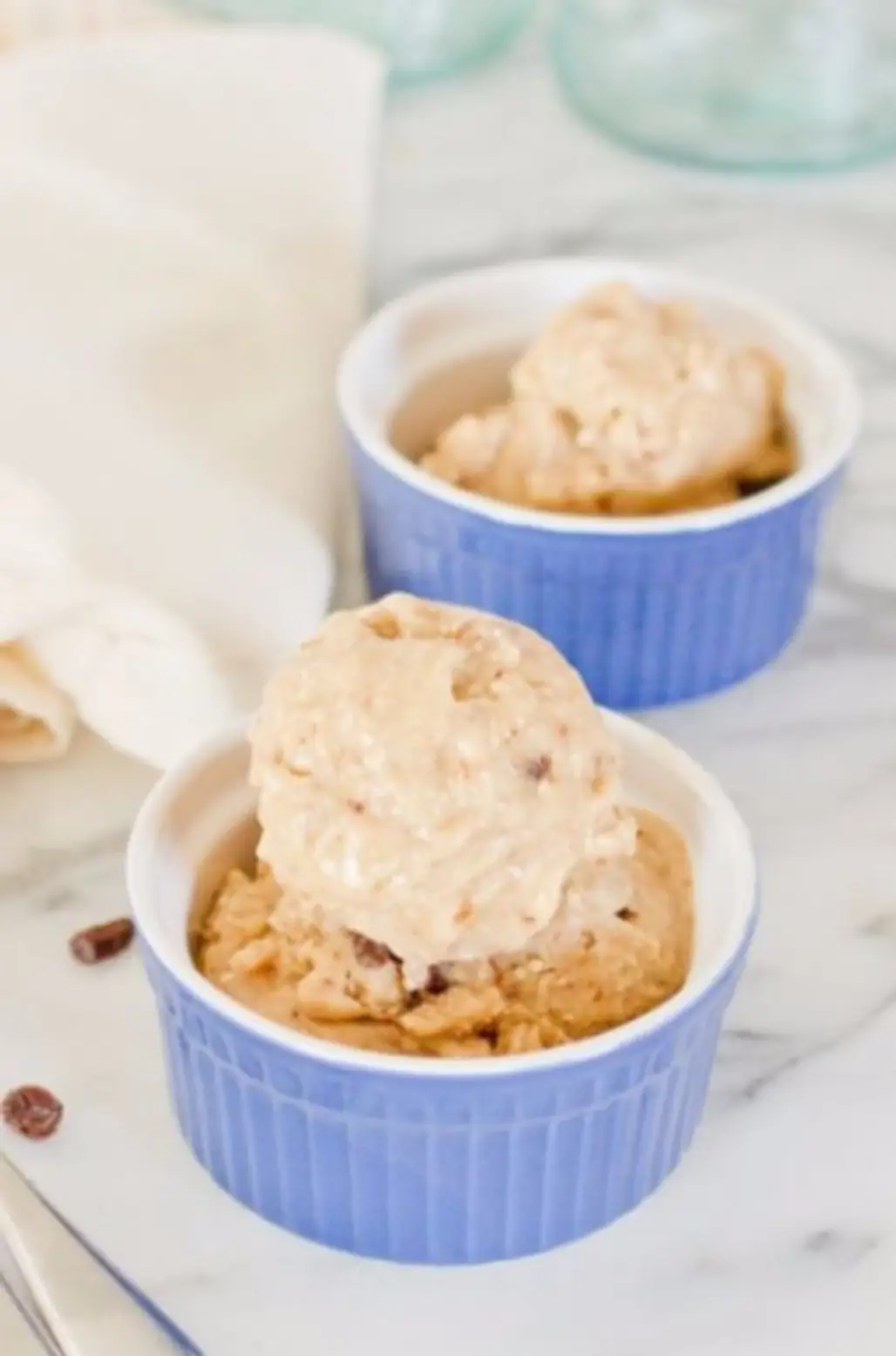 Healthy Oatmeal Raisin Cookie Dough Banana Ice Cream