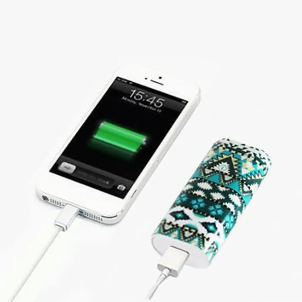 Aztec Stripes Print Portable Power Bank Charger for IPhone and Samsung