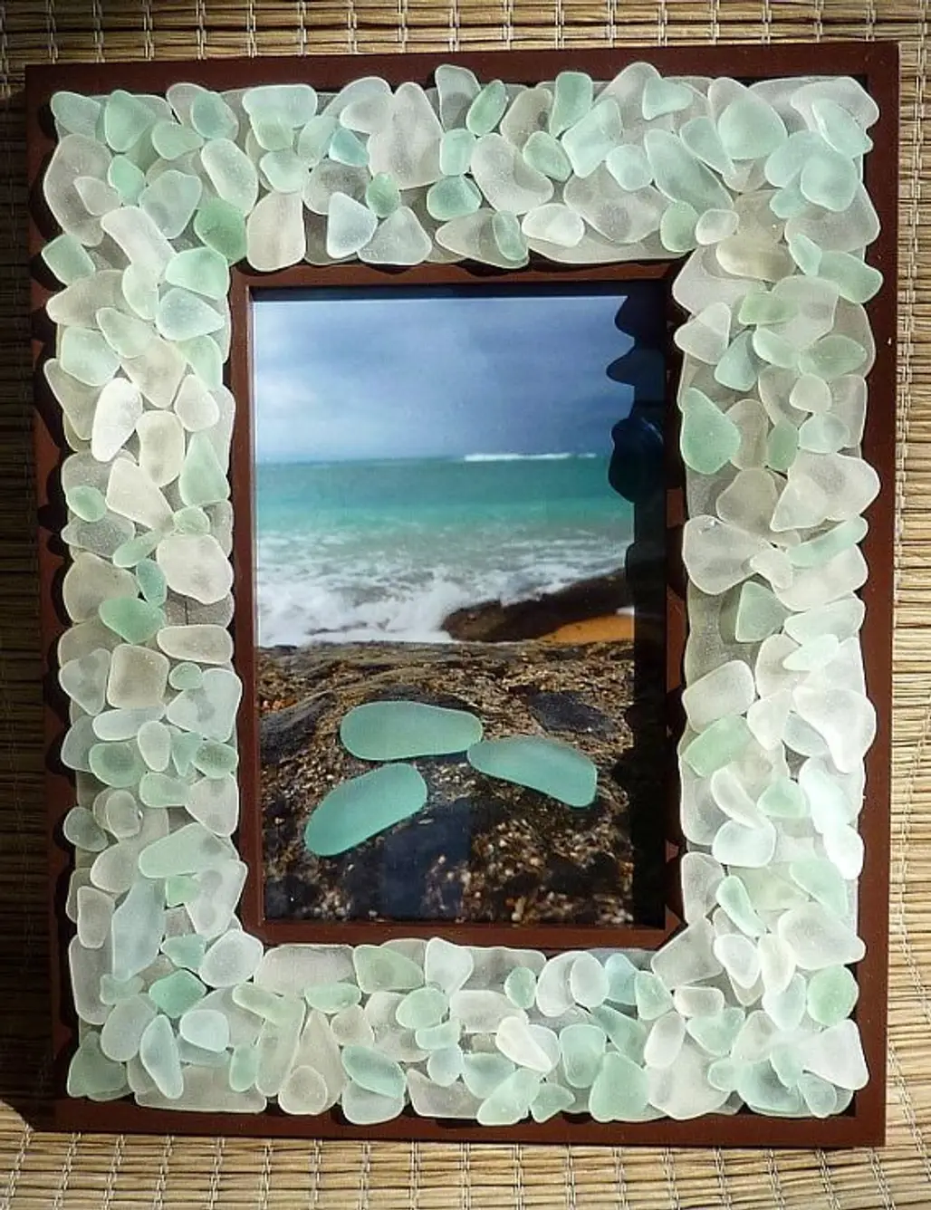 Make a Cool Sea Glass Frame for Your Vacation Photo
