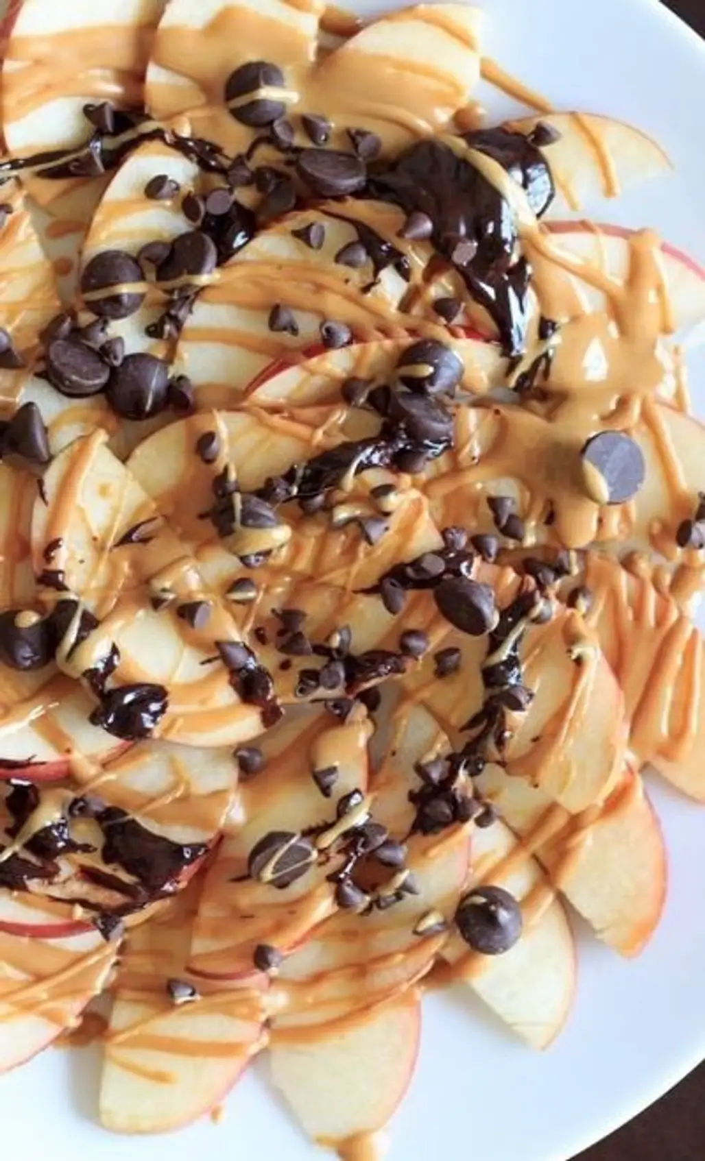 Apple “Nachos” with Peanut Butter & Chocolate Drizzle