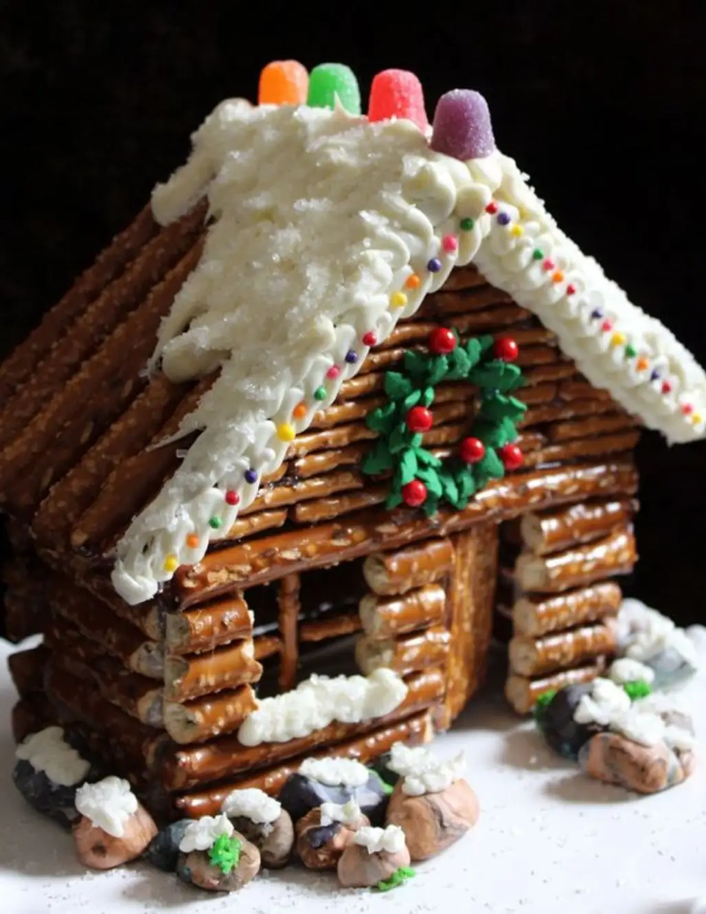 gingerbread house,food,gingerbread,dessert,christmas decoration,