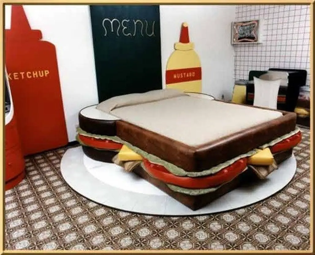 The Sandwich Bed in the FantaSuite Hotel, Greenwood, Indiana