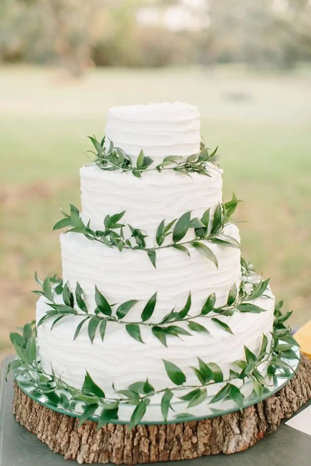 wedding cake,green,buttercream,icing,food,