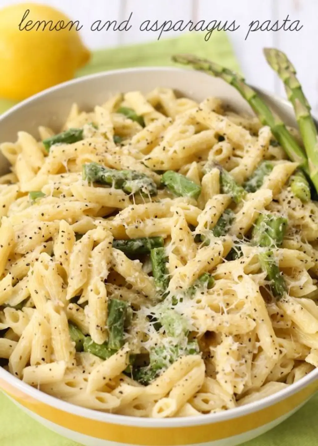 Cheesy Lemon & Asparagus Pasta