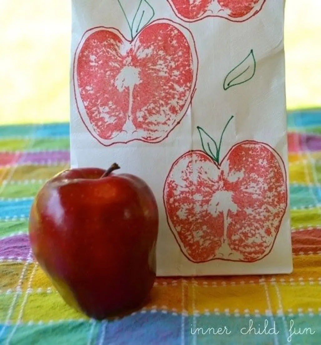 Apple Printed Lunch Bag