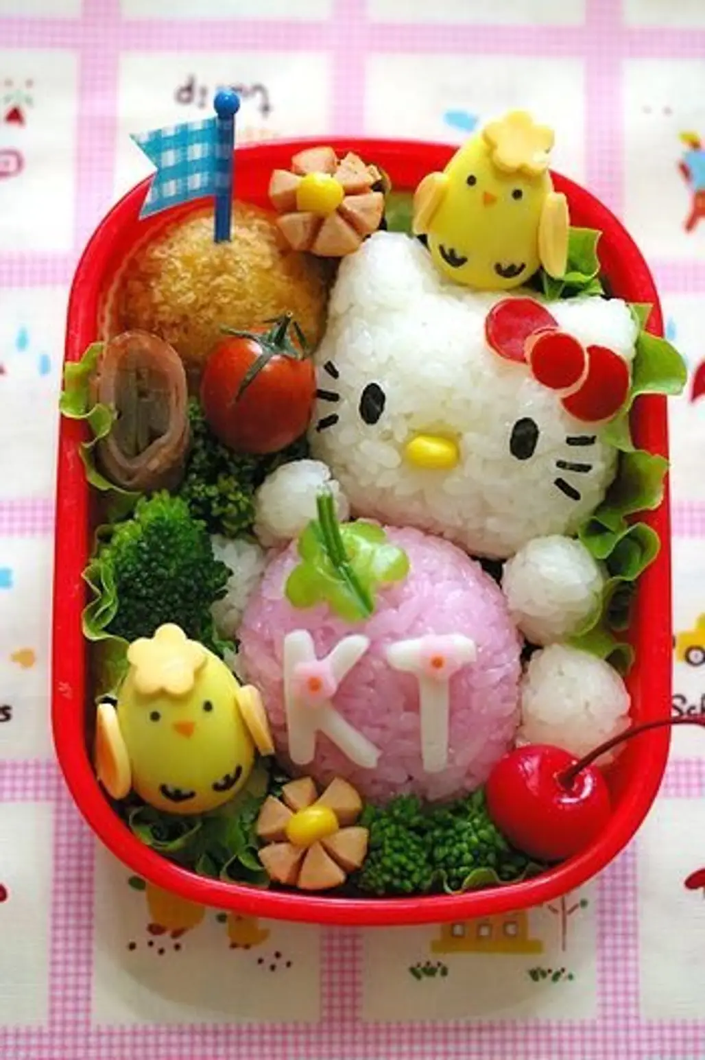 Hello Kitty Bento Box