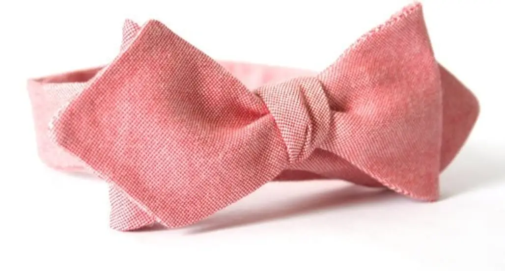 Red Chambray Diamond Point Bow Tie