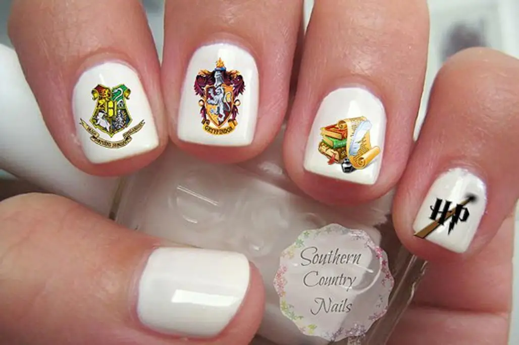 Hogwarts School of Witchcraft and Wizardry, Album, nail, finger, nail care,