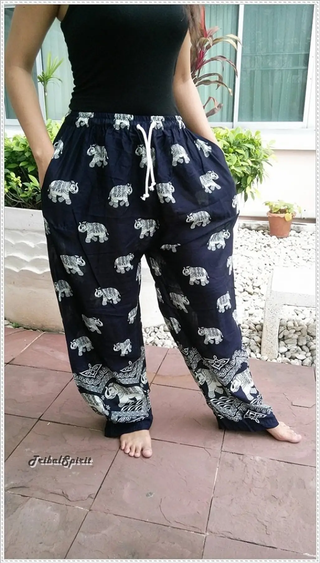 Black Elephants Print Yoga Pants