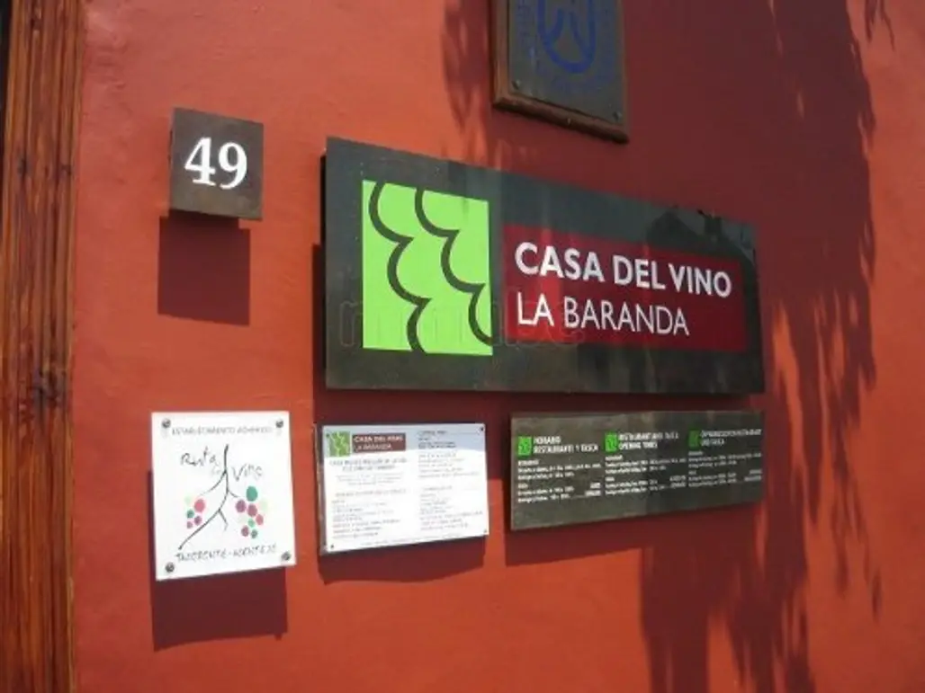 Ruta Del Vino,signage,brand,sign,CASA,