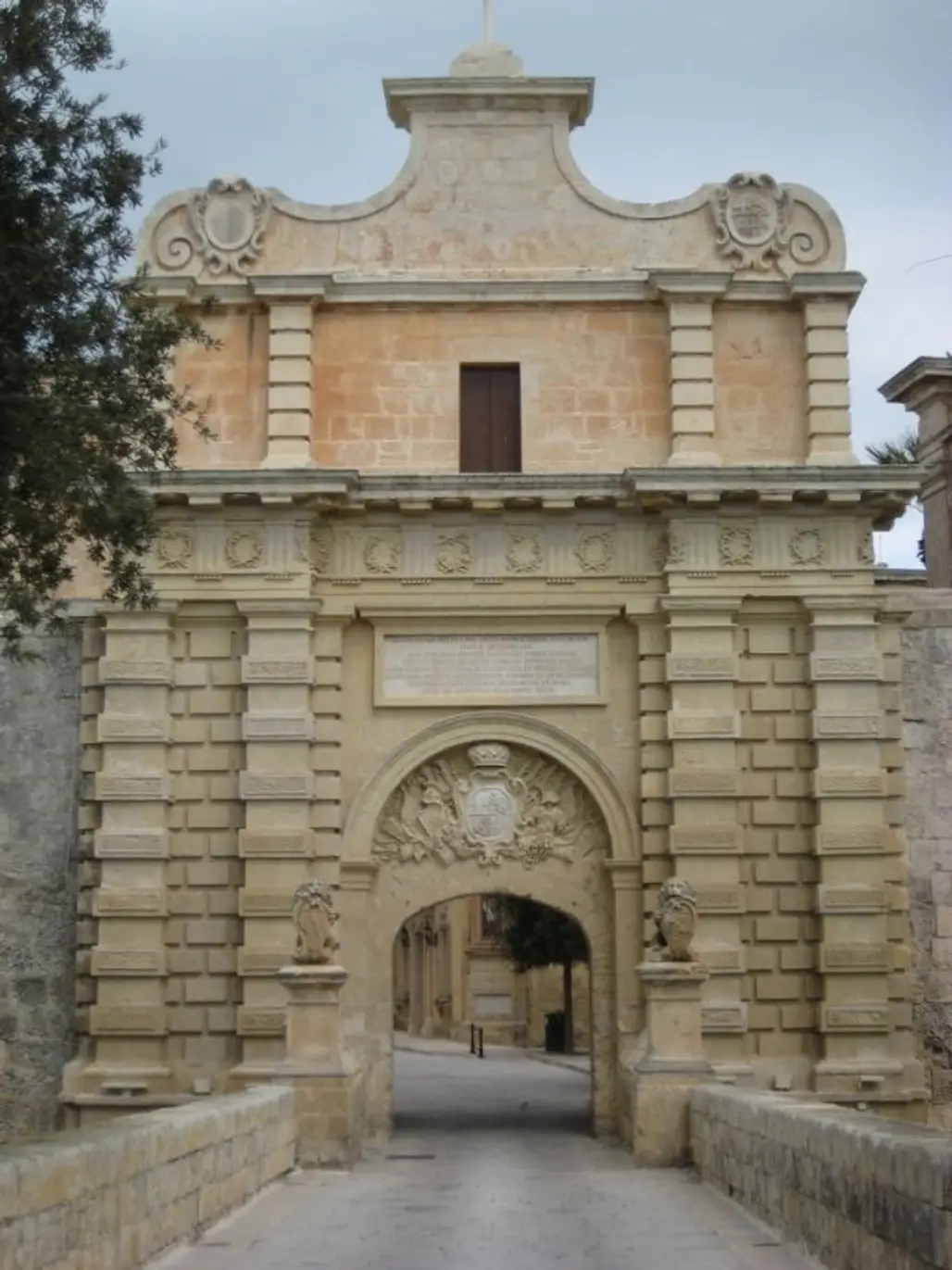 Mdina Gate,building,architecture,arch,ancient history,