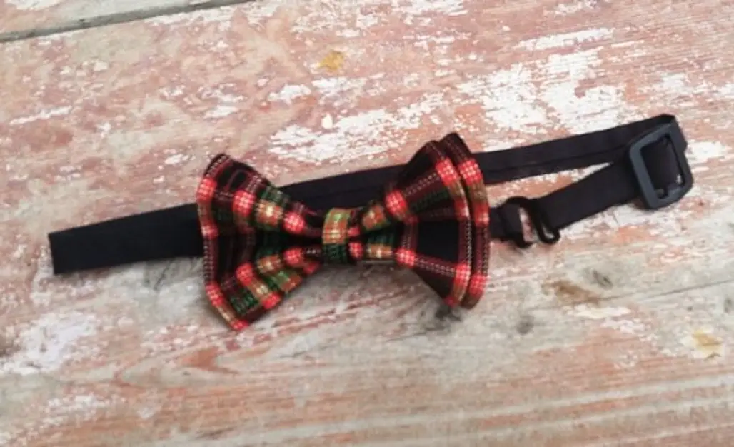 Christmas Plaid in Black Adjustable Strap Bow Tie Adult