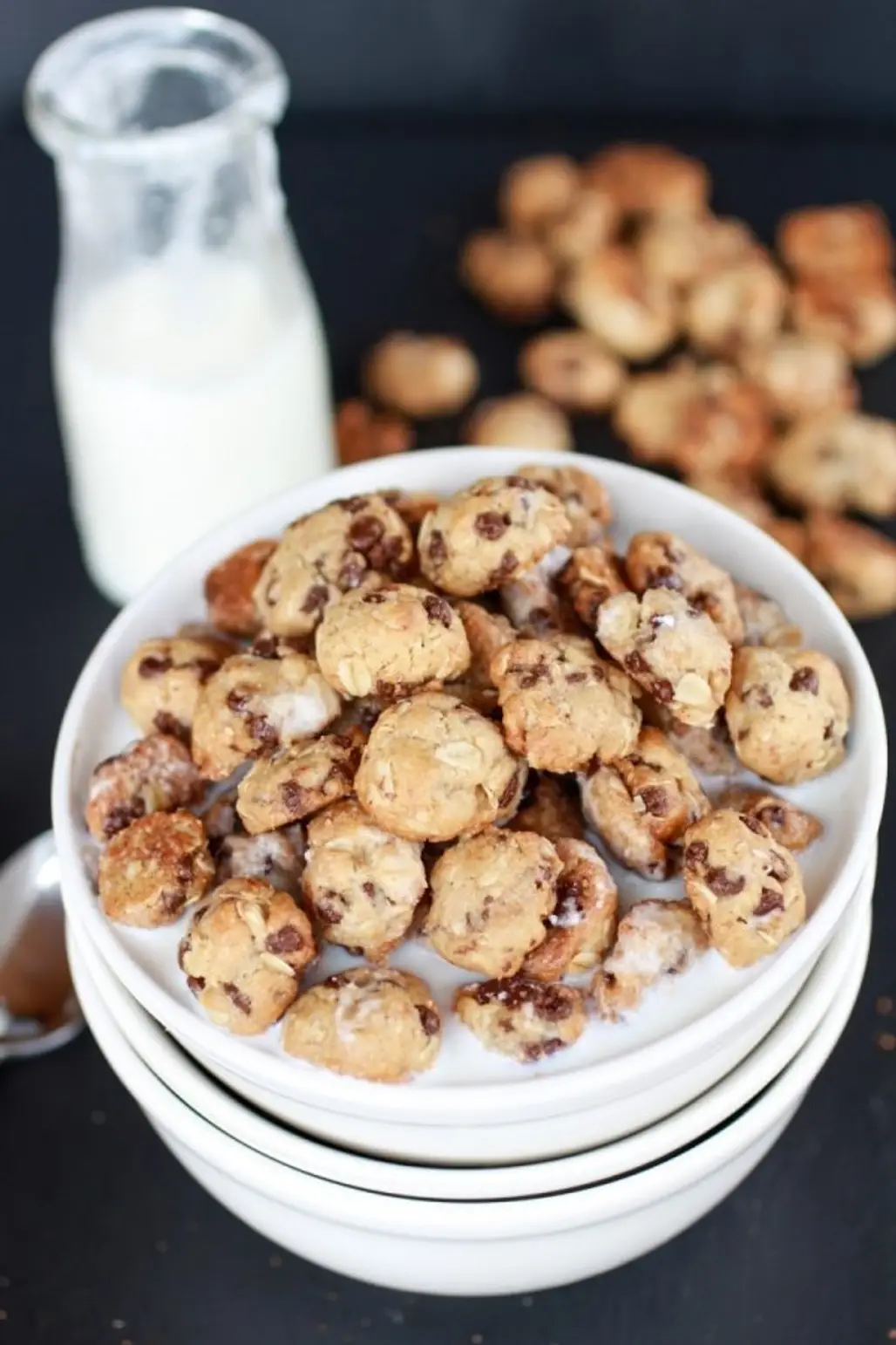 Healthy Whole Wheat Oatmeal Chocolate Chip Cookie Cereal