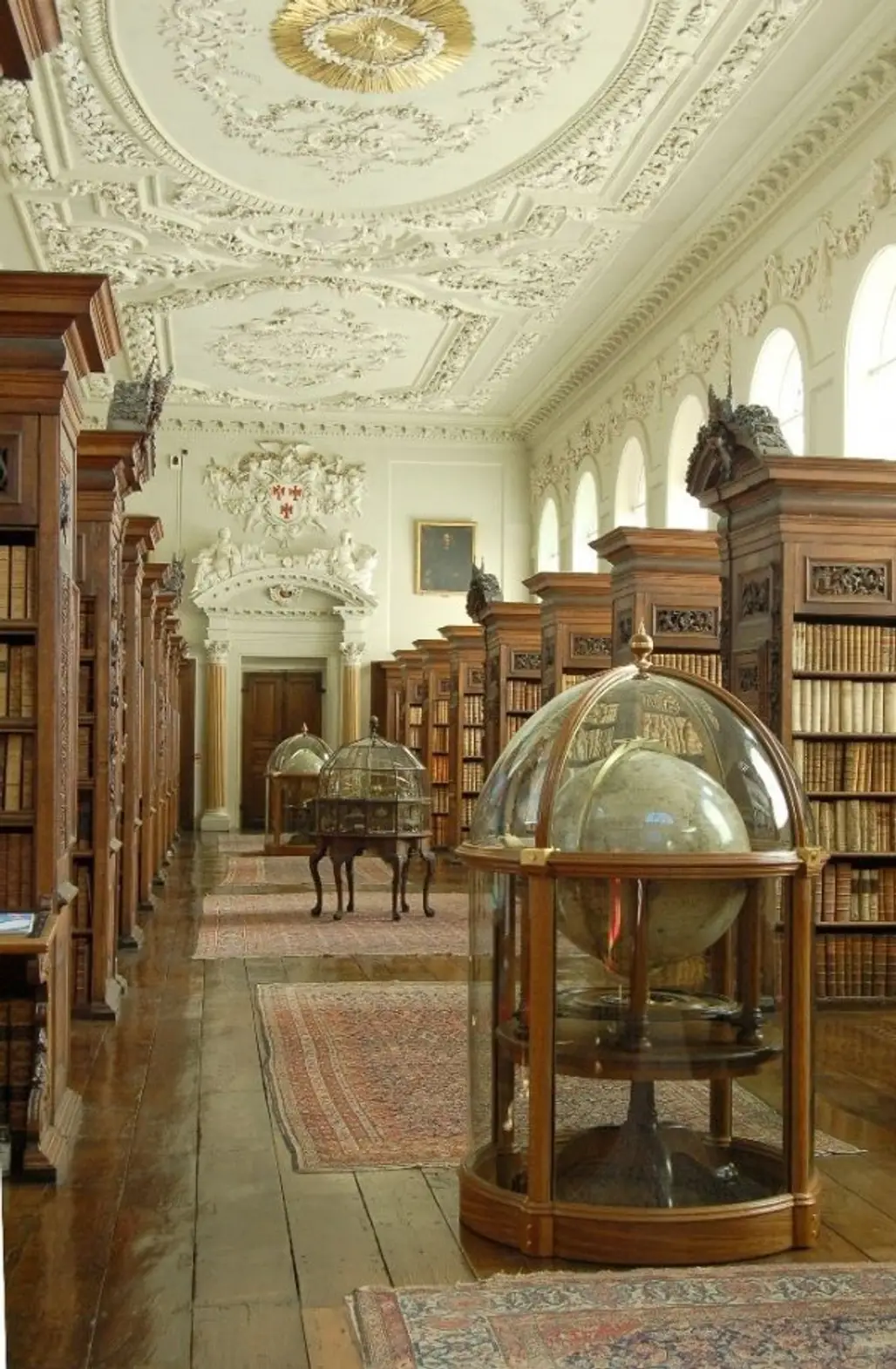 Queen's College Library, University of Oxford—England