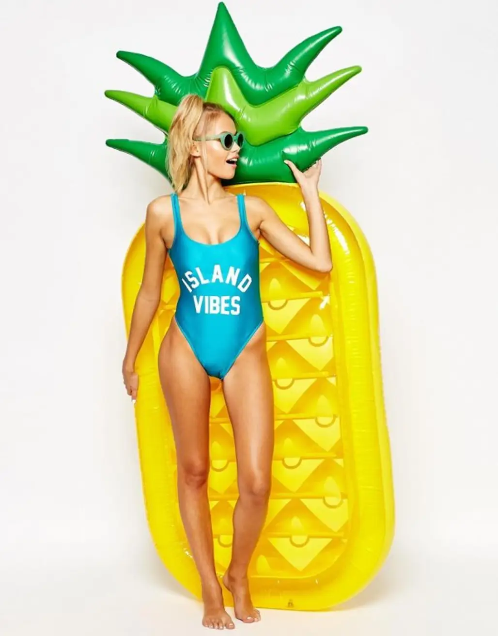 Sunnylife Inflatable Pineapple