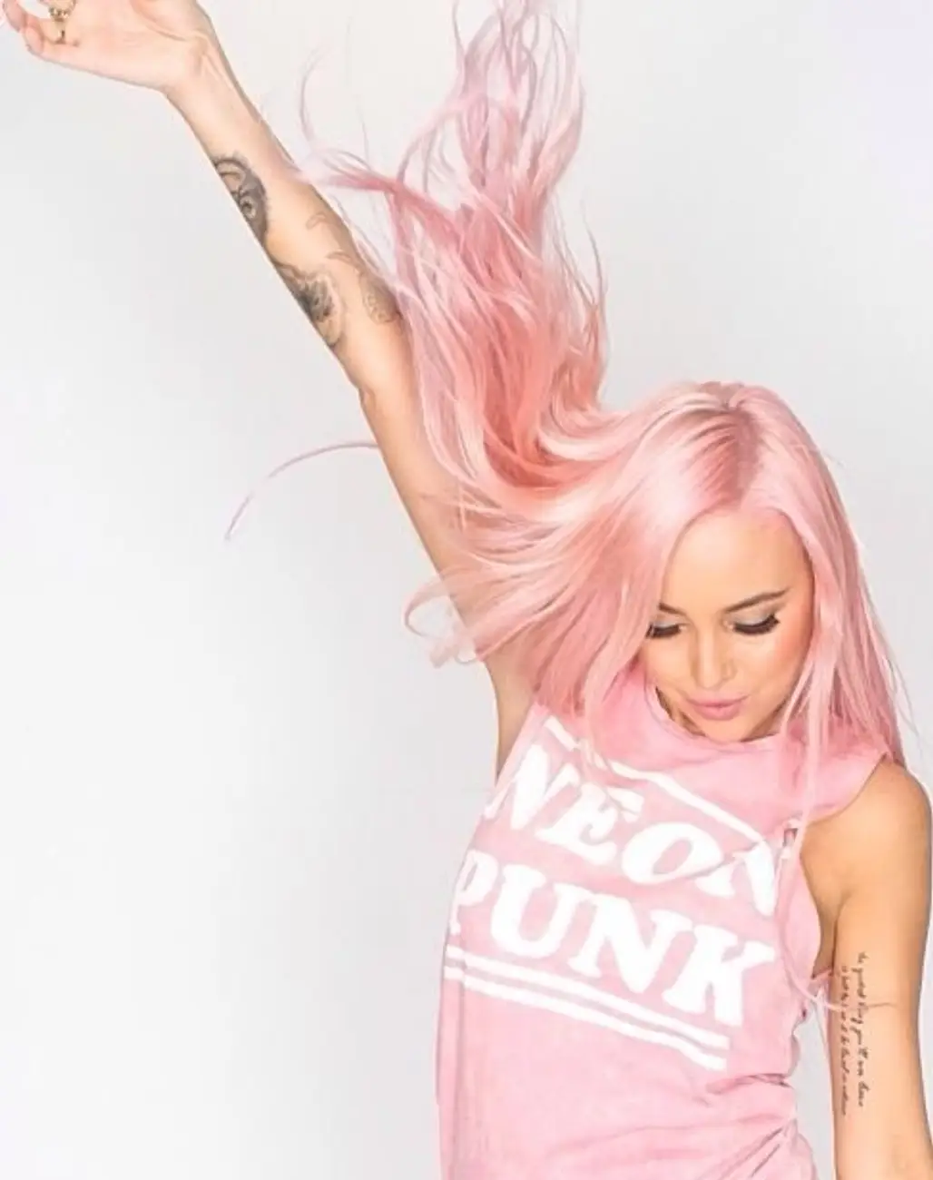 hair,pink,clothing,blond,hairstyle,