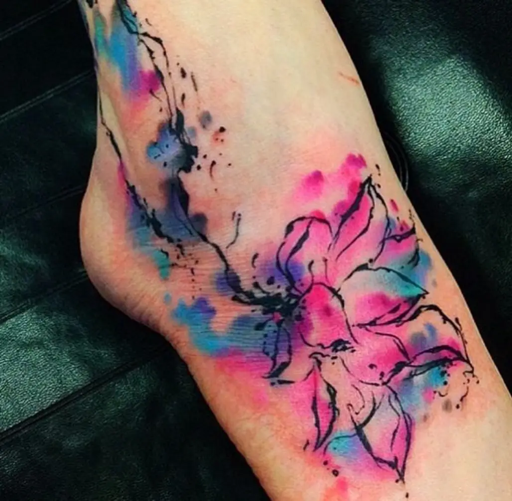 tattoo,arm,leg,flower,hand,