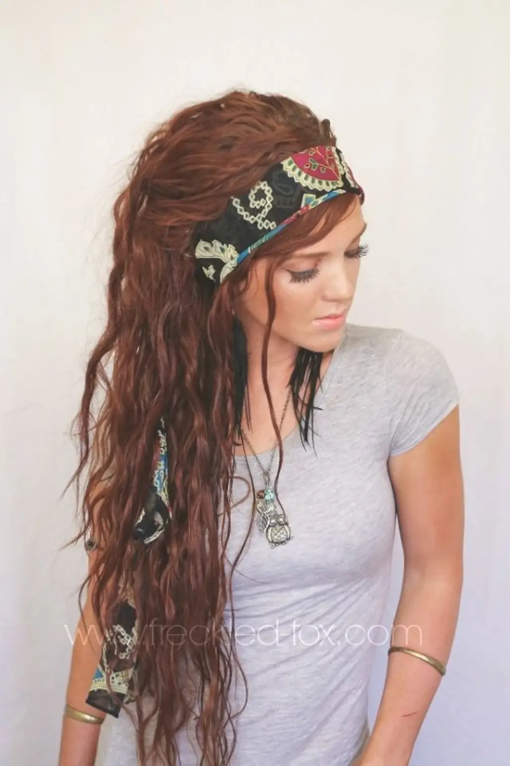 hair,clothing,fashion accessory,hairstyle,cap,