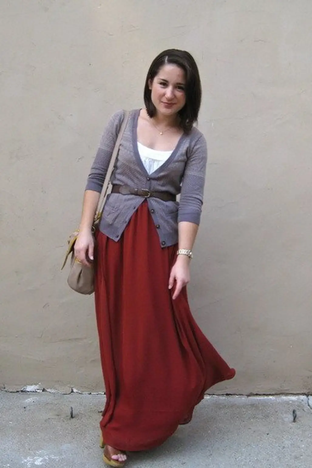 A Belted Cardigan Gives a Maxi Skirt the Perfect Date Night Vibe