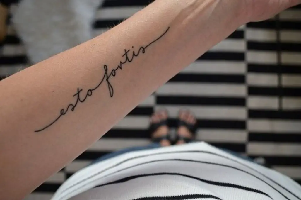 tattoo,close up,arm,skin,finger,