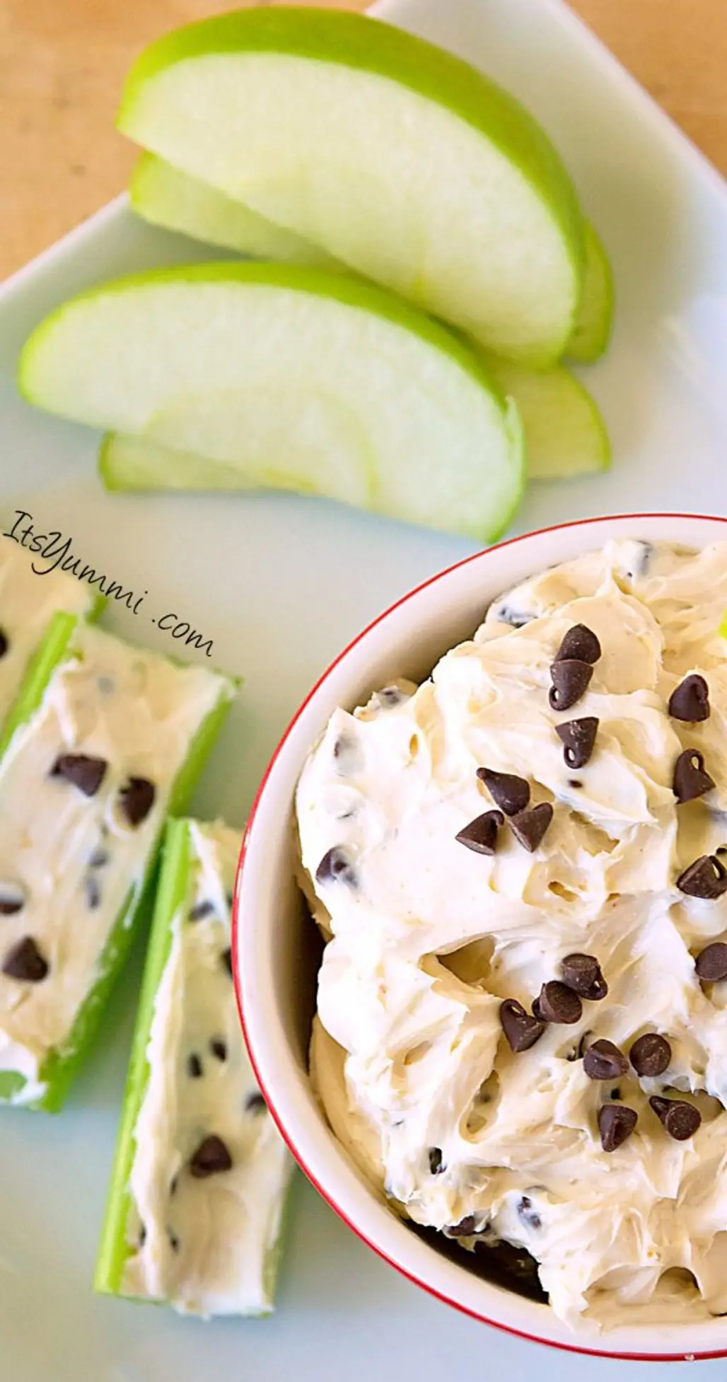Low Fat Chocolate Chip Peanut Butter Dip -