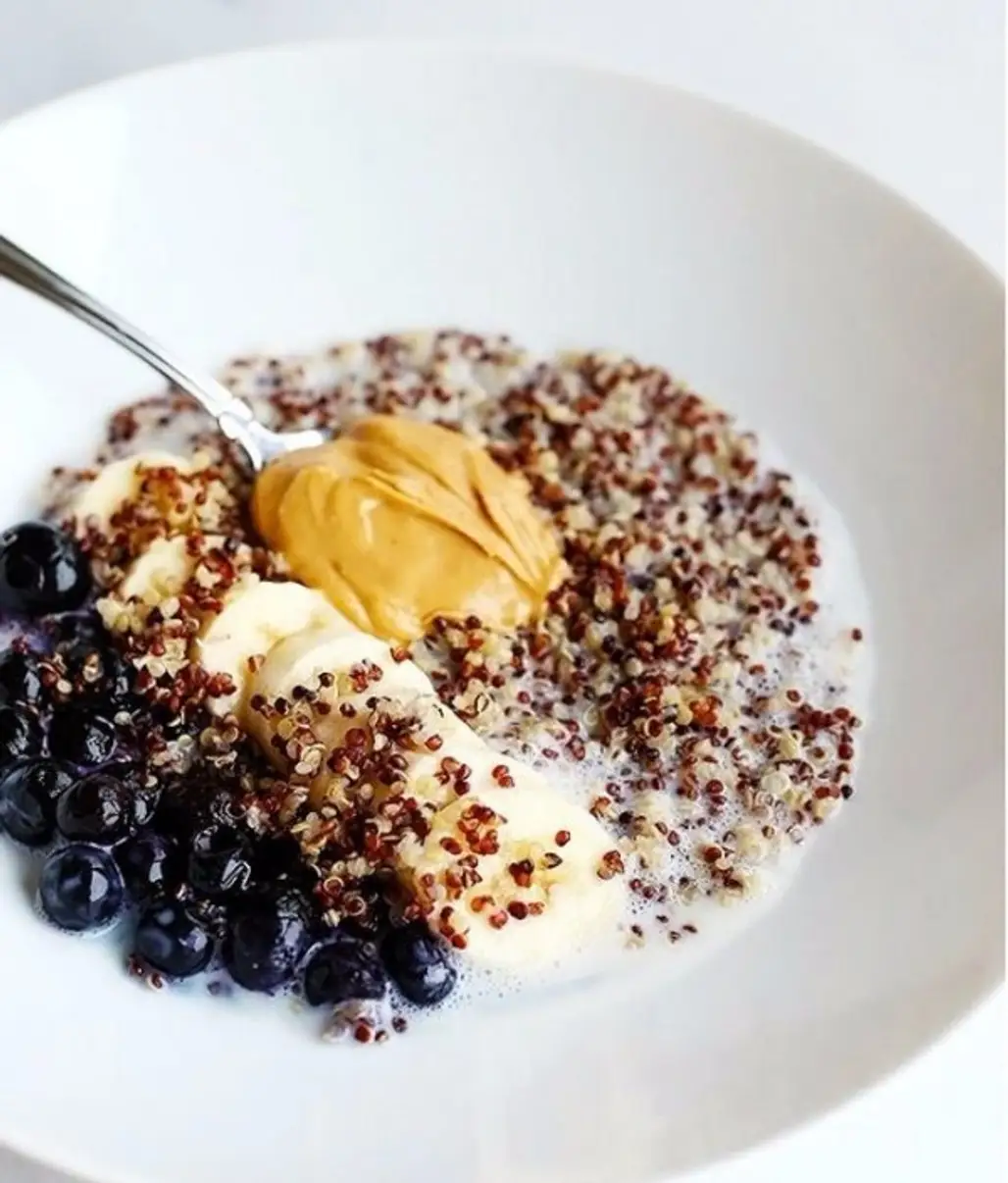 Quinoa Superfood Breakfast Bowl