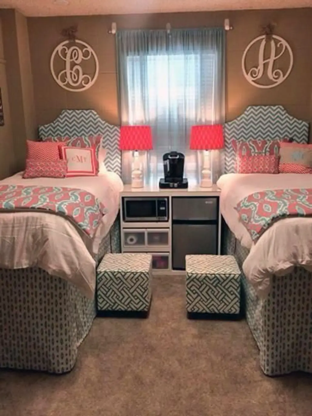 Go Matchy Matchy to Make the Room Feel Homier and Bigger