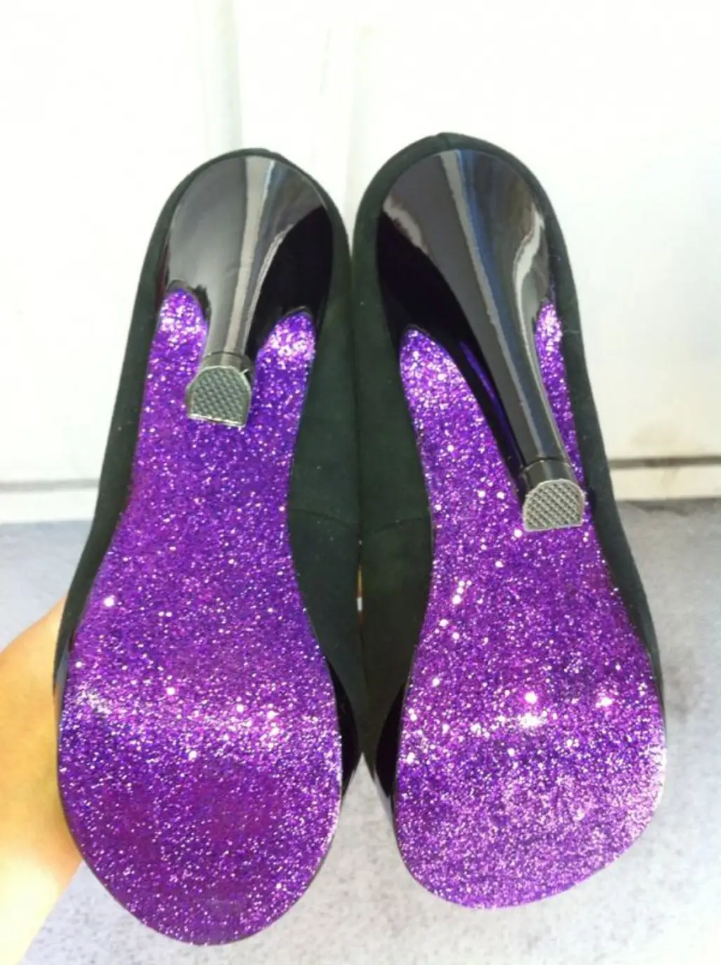 footwear,purple,violet,shoe,pink,