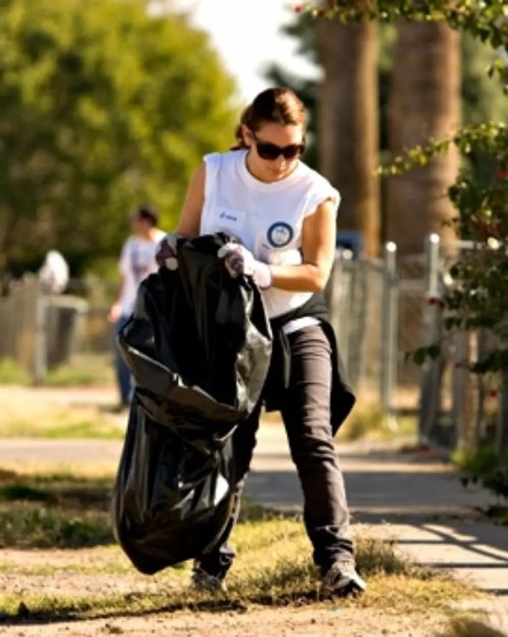 Volunteer and Pick up Trash for 20 Minutes