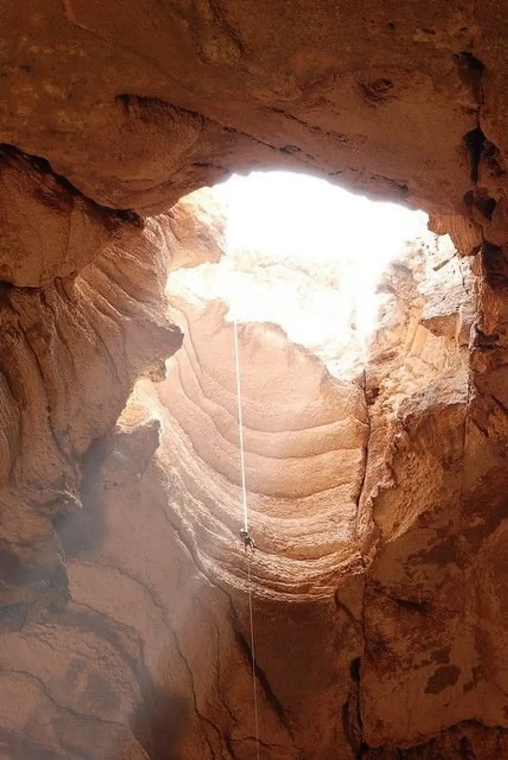 Majlis Al Jinn Cave, Oman