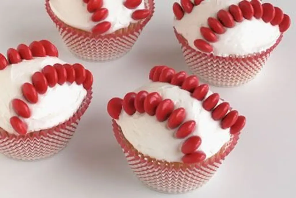 Laces on Cupcakes