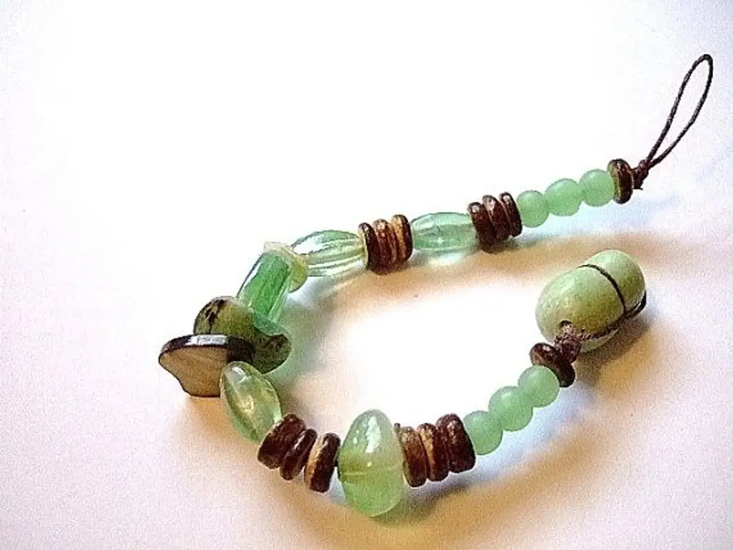 Pale Green Glass and Coconut Bracelet