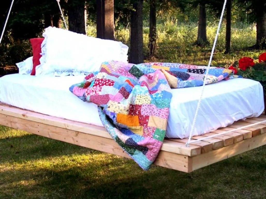 Easy Hanging Daybed