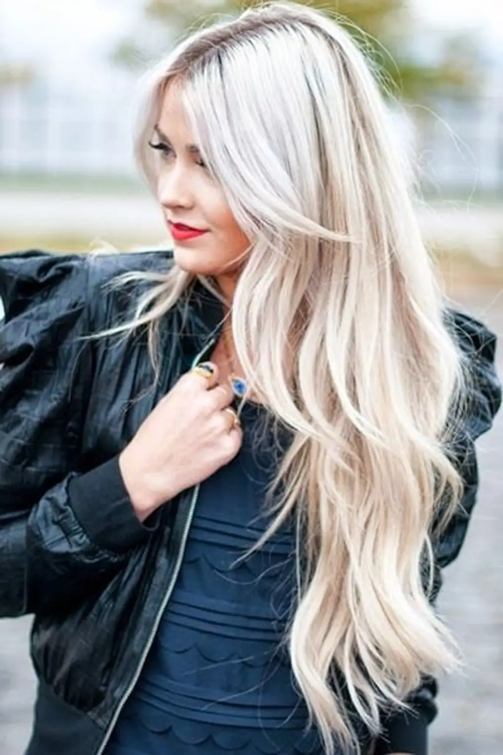 hair,human hair color,blond,clothing,hairstyle,