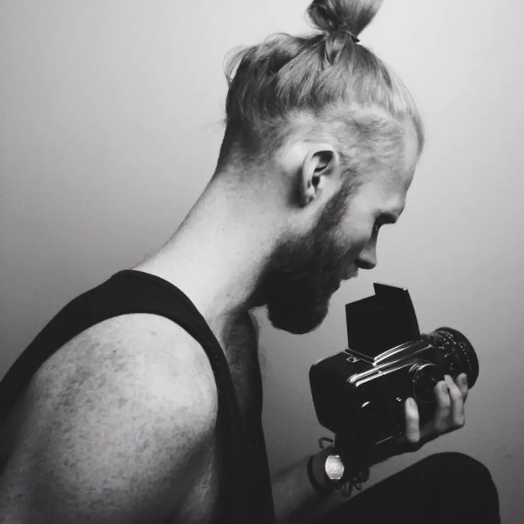 Guy Top Knot