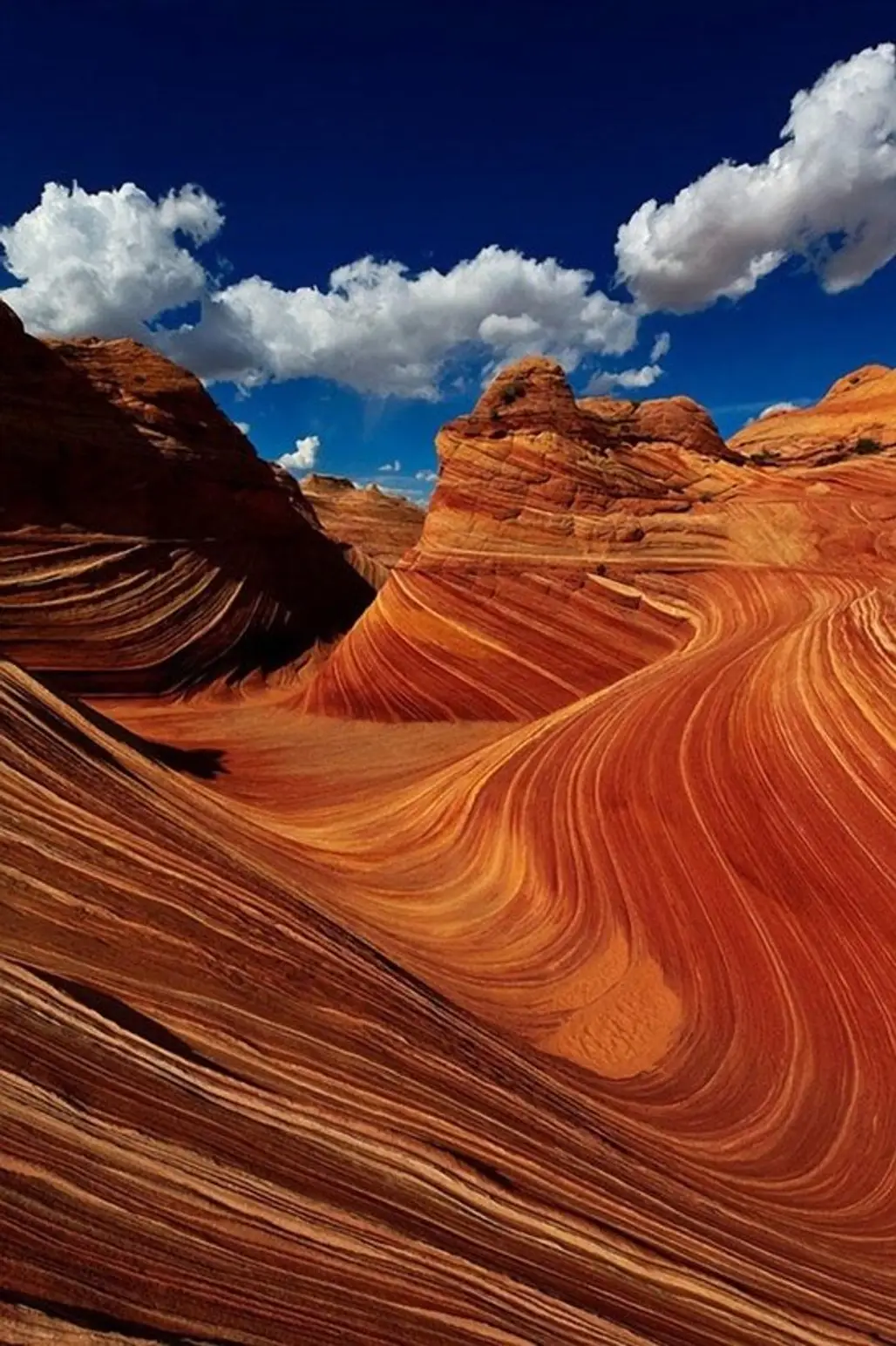 Arizona’s Unique Sandstone Waves