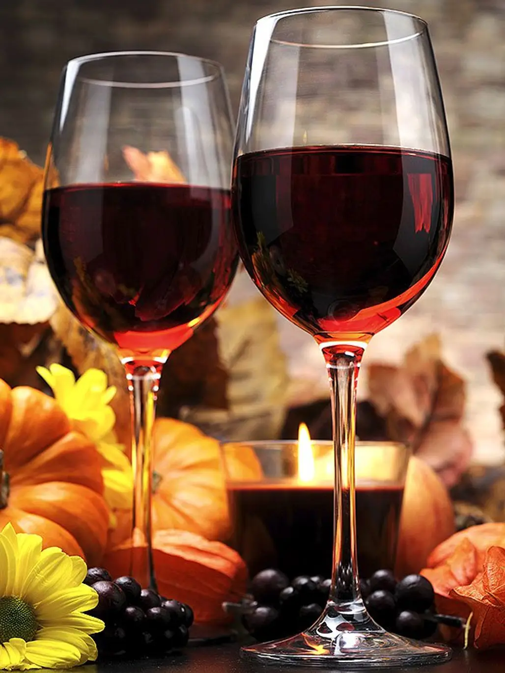 wine glass, stemware, red wine, wine, drink,