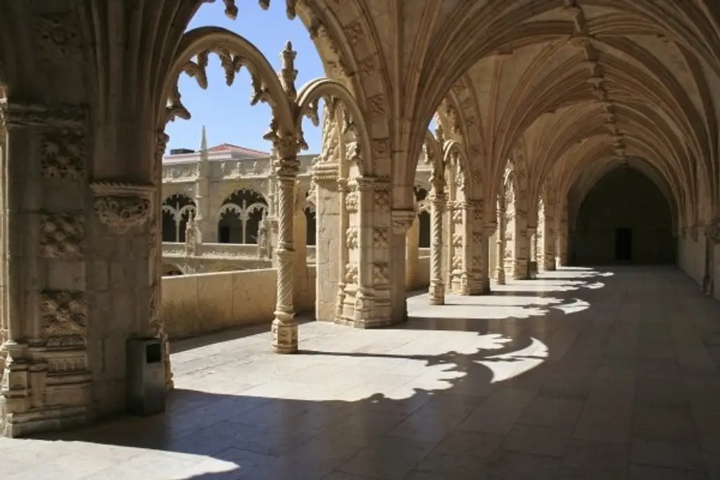Visit Vasco Da Gama's Final Resting Place at Jeronimos Monastery
