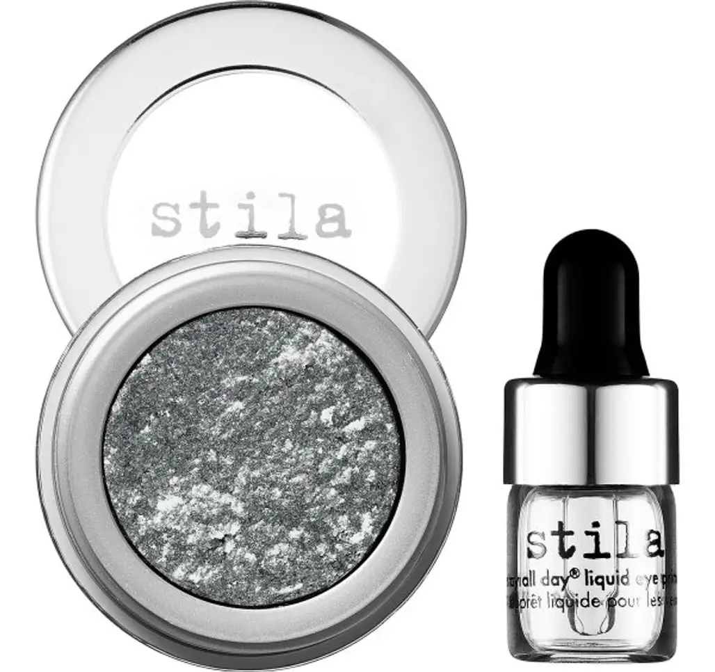 Stila Magnificent Metals Foil Finish Eye Shadow in Titanium