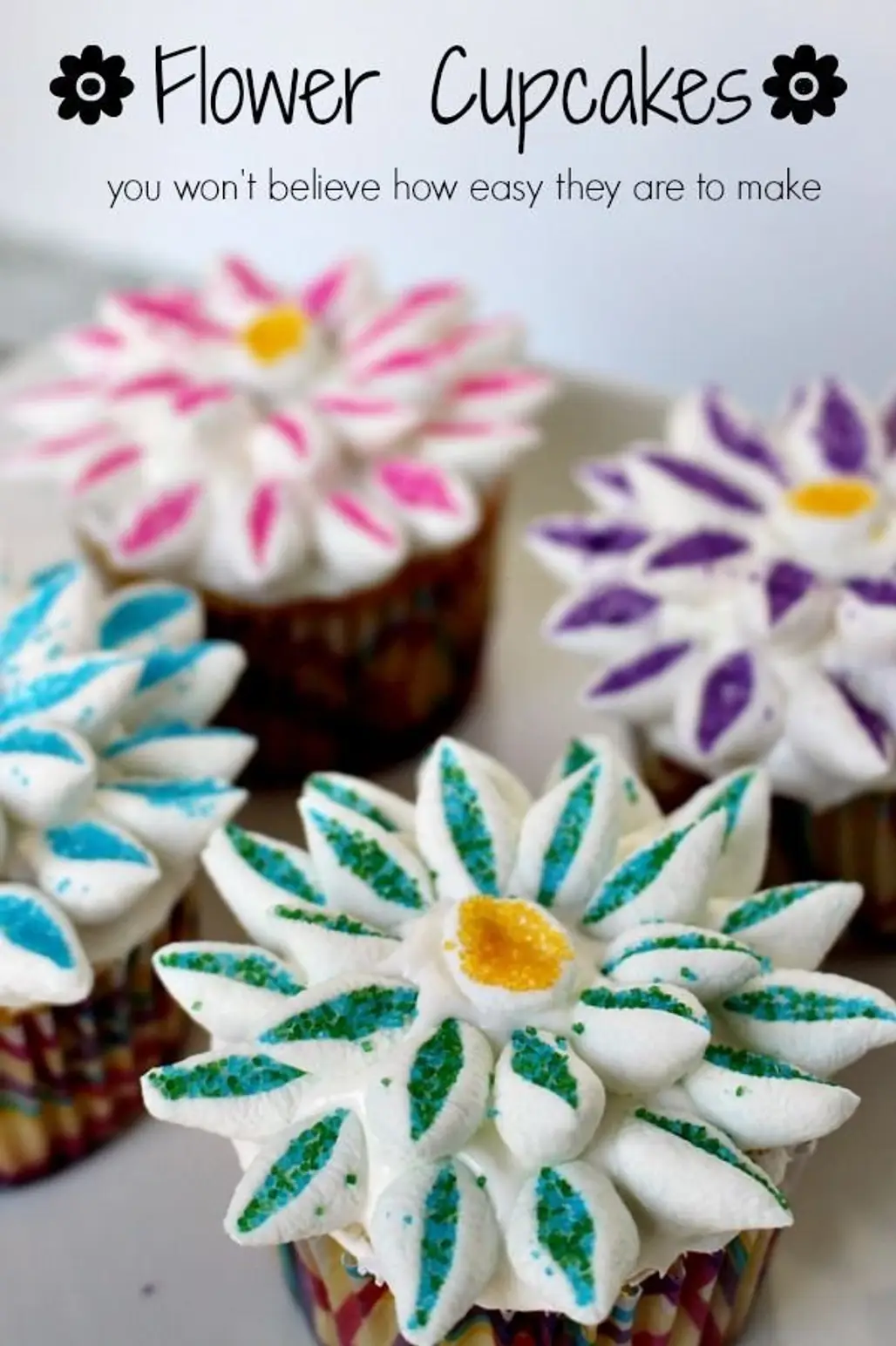 SUPER EASY Flower Cupcakes