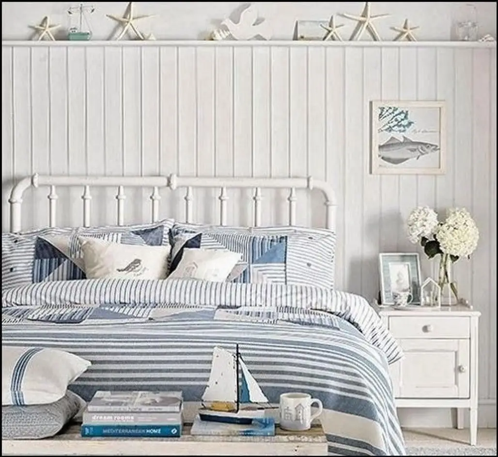 Choose Blue and White Striped Bedding