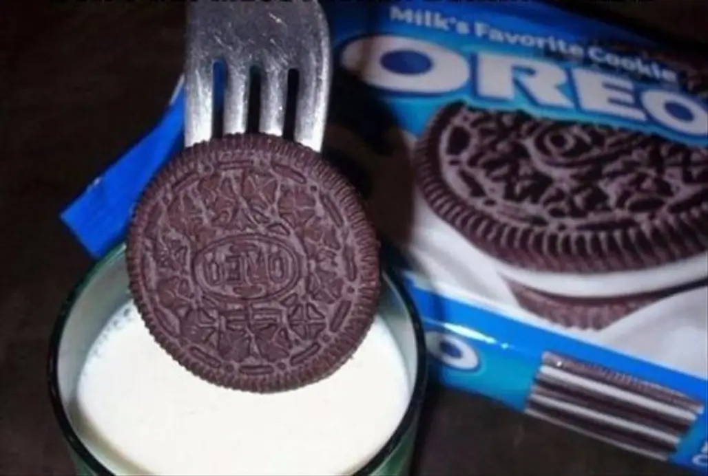 One More Oreo Hack — Use a Fork to Dunk Your Oreos so That Your Fingers Don’t Get Messy