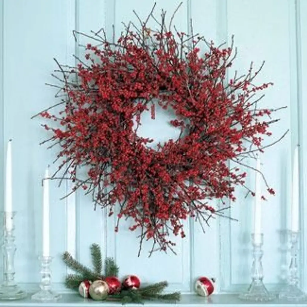 Big Red-berry Wreath